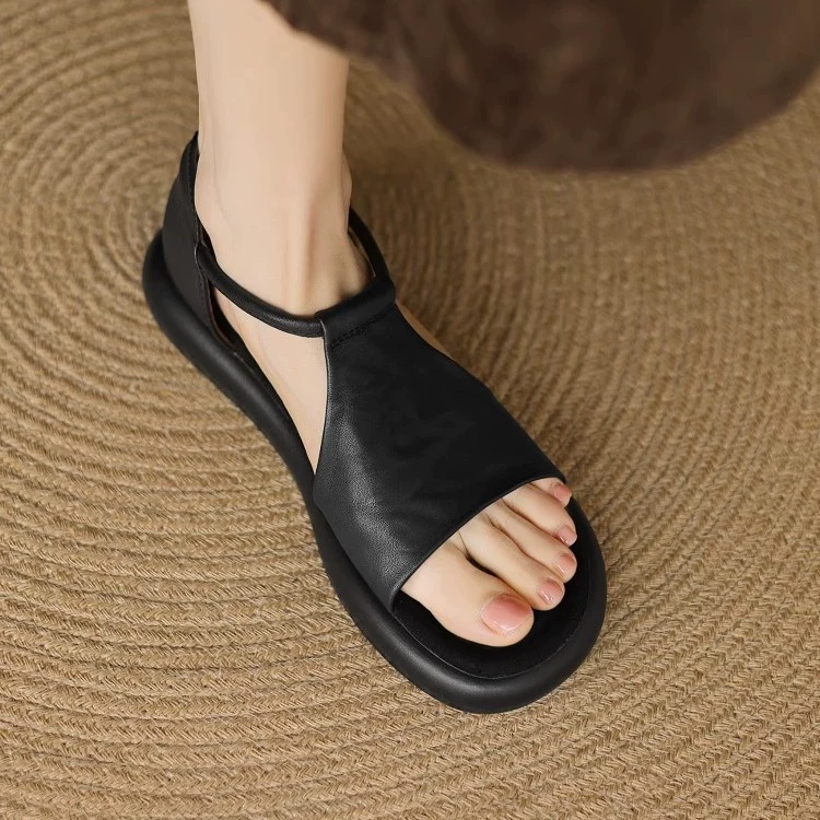 Французские плоские римские сандалии для женской летней верхней одежды для поездок на работу, универсальные и не утомляющие ноги, повседневная обувь с открытым носком на толстой подошве в стиле ретро.