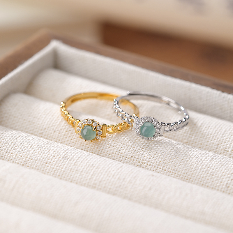 Nhẫn bạc S925 mạ vàng đính ngọc bích nước xanh hạt tròn xoắn phong cách instagram — Kiểu màu bạc