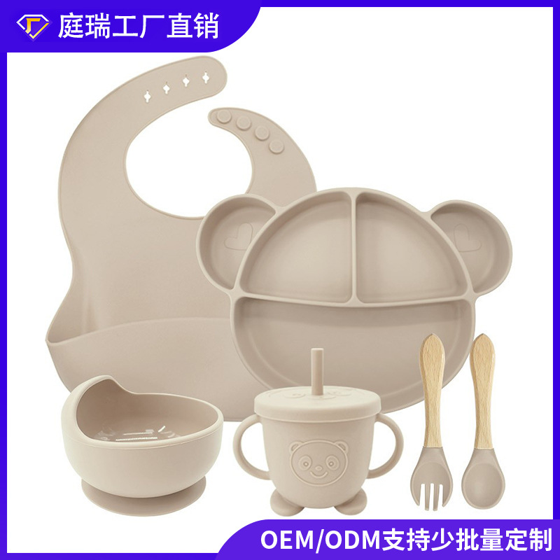 Dibujos animados Mickey Mouse vajilla traje infantil babero placa de silicona suplemento alimenticio tazón taza de paja materna e infantil suministros diarios