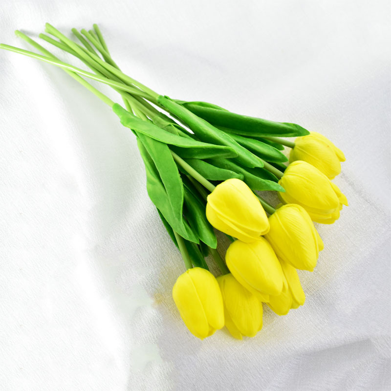 Pu hidratante tulipán flor artificial flor falsa fiesta de boda decoración del hogar flor comercio exterior transfronterizo fábrica de flores al por mayor