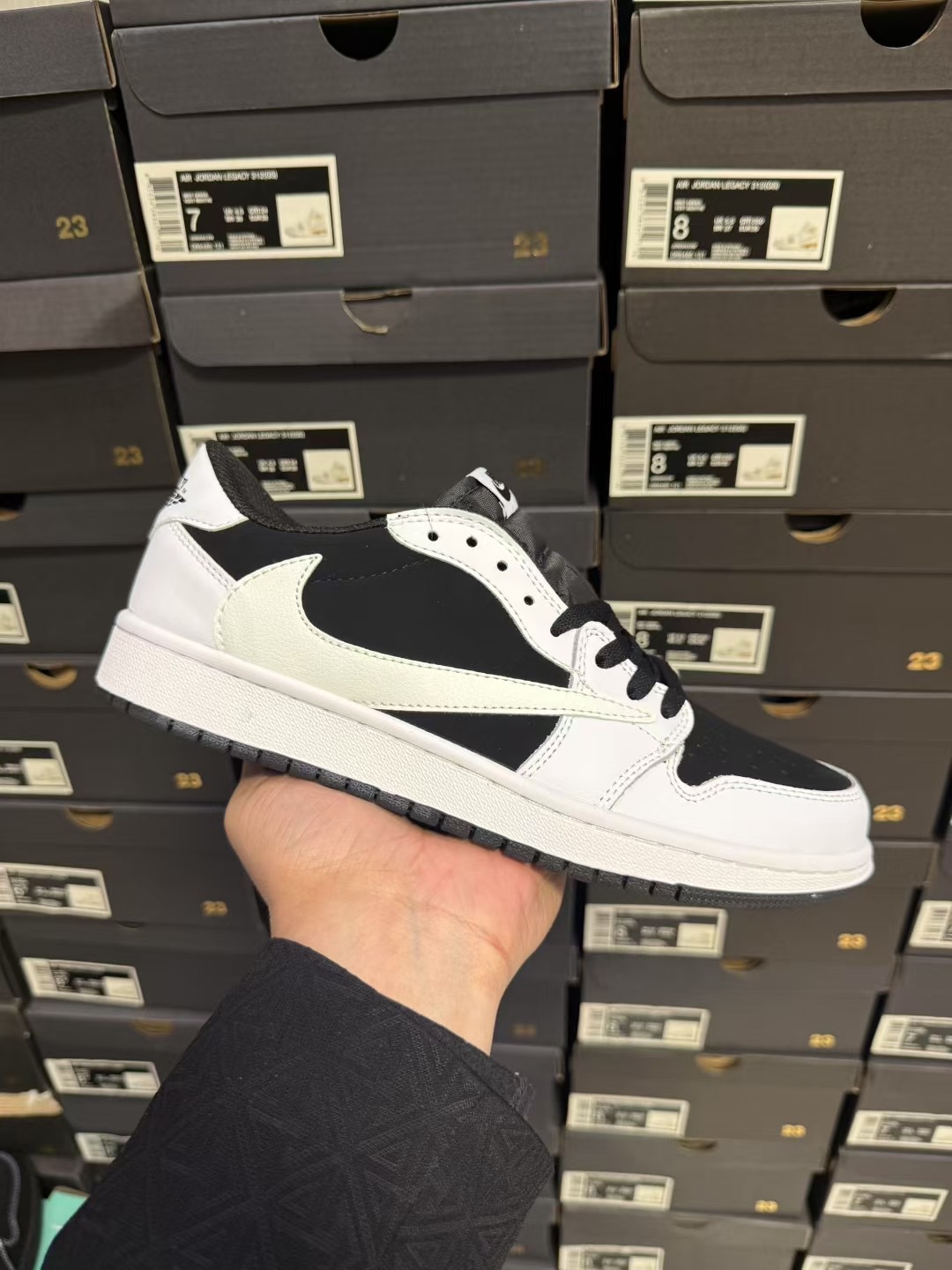 Jordan 1 Retro Low OG SP Travis Scott Black Phantom DM7866-001