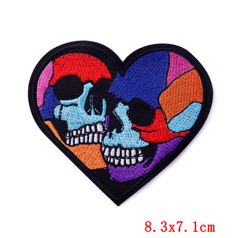 Punk Heart Shape Skull Cloth display picture 1