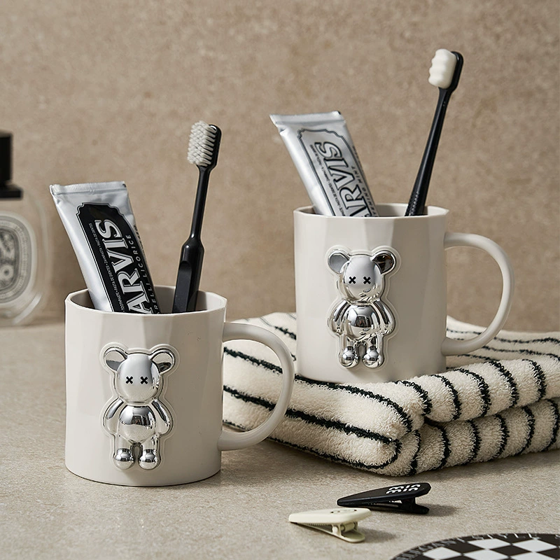 Креативный мультяшный медведь стерео щетка чашка новый бытовой свет Роскошная чашка для мытья пар пластиковая чашка для зубных щеток для мужчин и женщин
