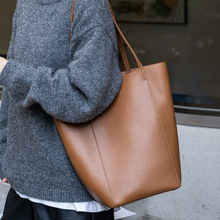 bag¿ͨСƤذ 羳ţƤ߼аٴŮʿμ