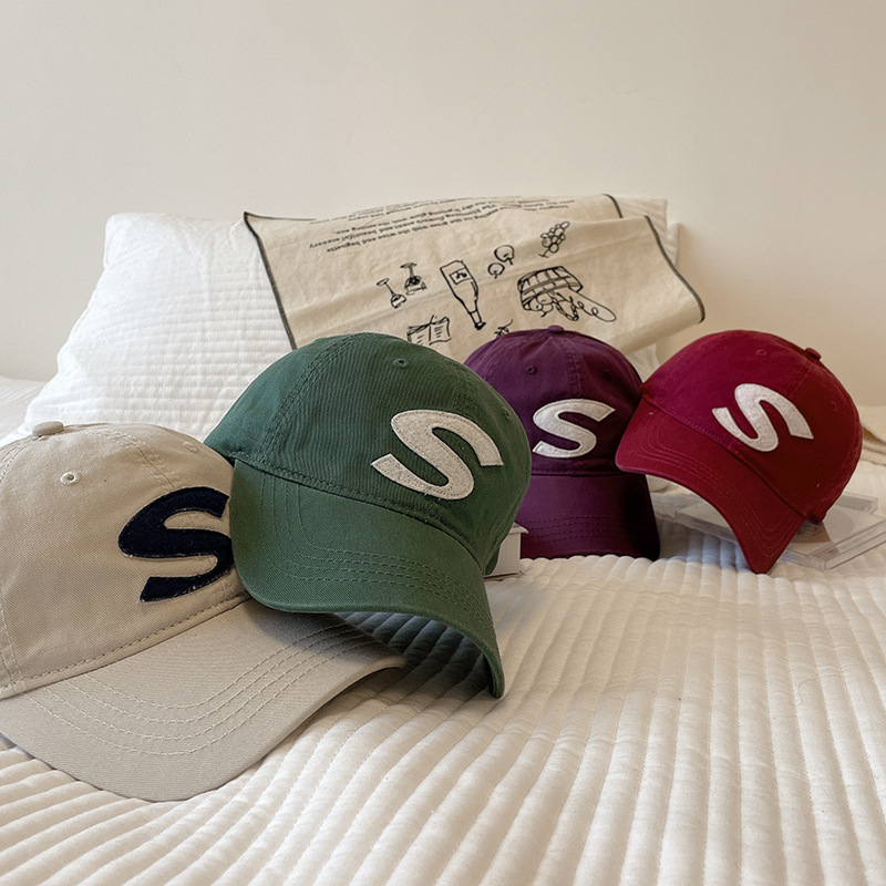 Unisex Simple Style Letter Embroidery Curved Eaves Baseball Cap display picture 2