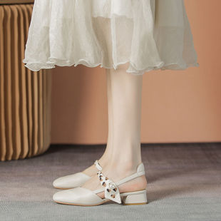 [8401 People] Genuine Leather Toe-Cap Sandals for Women 2025 Summer Hollow Thick Heel Medium Heel Soft Sole Mother's Shoes