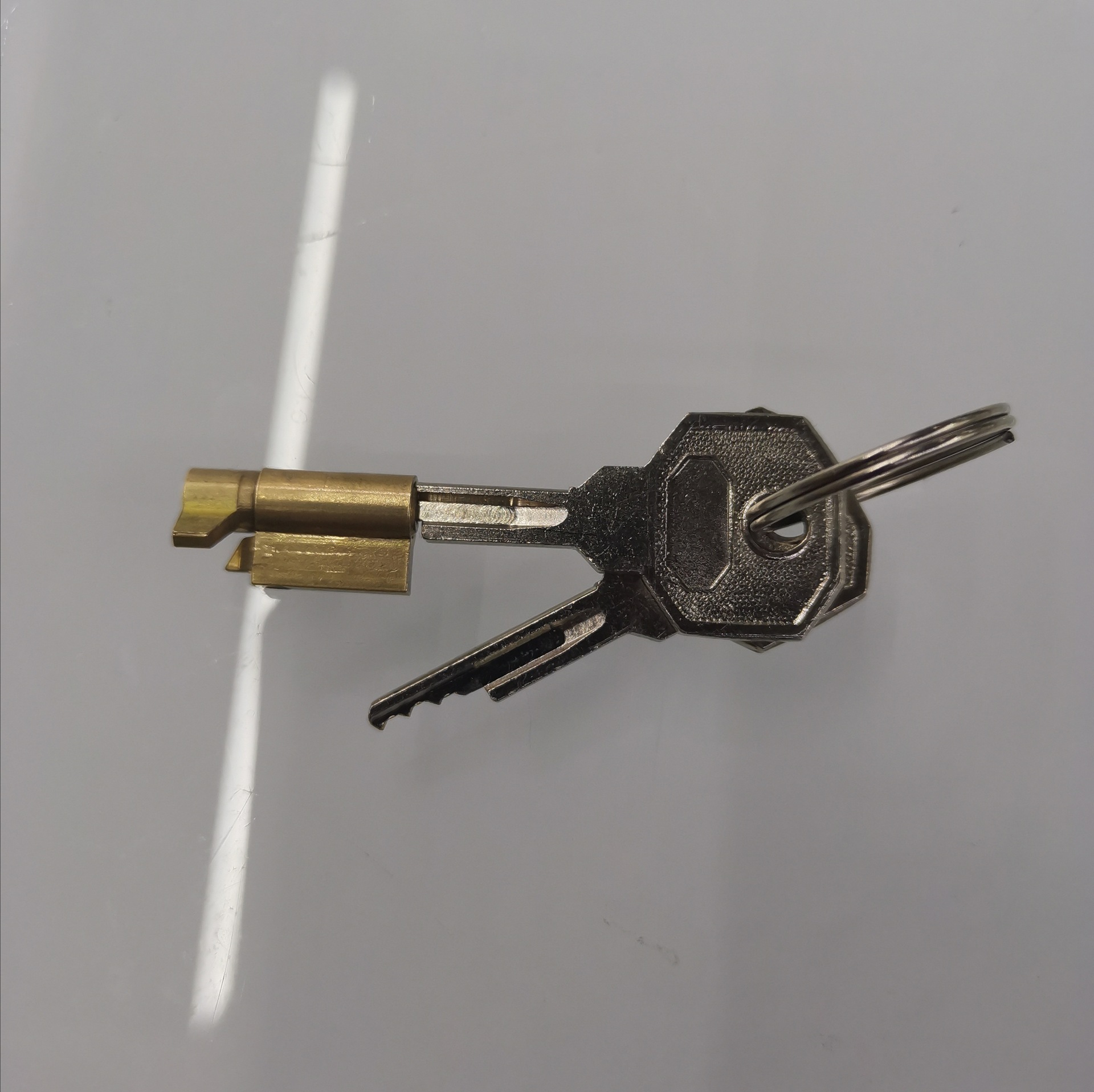 Manufacturer Wholesale Car Power Switch Lock Core, Special-Shaped Lock with Universal Opening, Single-Opening Copper Lock Core
