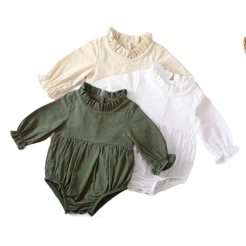 Transfronterizo nuevo de manga larga de algodón y lino recién nacido mameluco de color sólido manga de vuelo Escote de encaje bebé mono niños mameluco