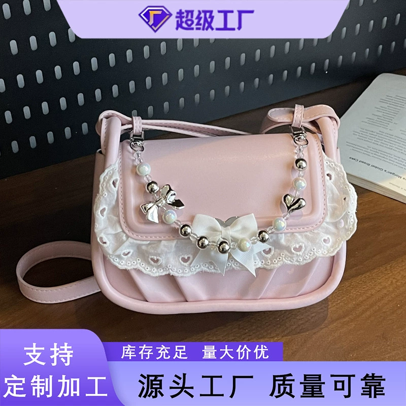 Нишевой дизайн повседневная сумка 2025 весенняя текстура модная иностранная простота дамы на одно плечо маленькая квадратная сумка