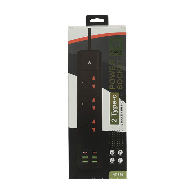 S50 # 4USB transfronterizo comercio electrónico blanco y negro caja mixta empaquetada tres orificios enchufe europeo dos enchufe plano enchufe de comercio exterior
