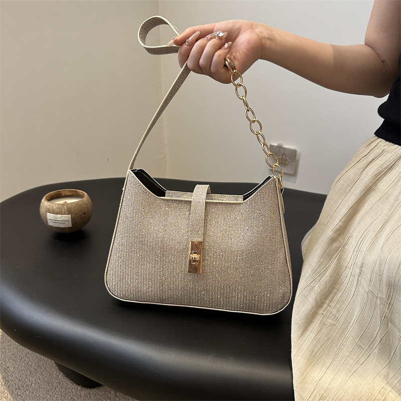 Baja pequeña 2024 nuevo verano alto brazaletes esquinilla de textura de moda bolsa de hombro bolsa de braza