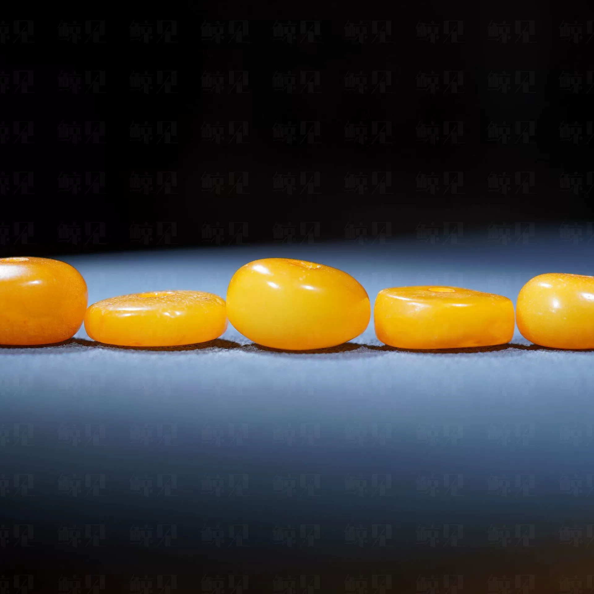 Аутентичный популярный диск из необработанного янтаря, необработанный камень неправильной формы, голова обезьяны с бриллиантами, бодхи со звездой и луной, аксессуарные бусины.