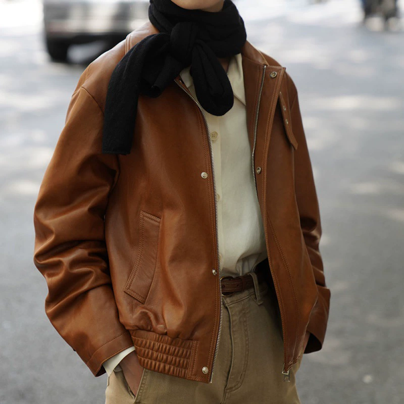 Short autumn jacket for leisure, 2023