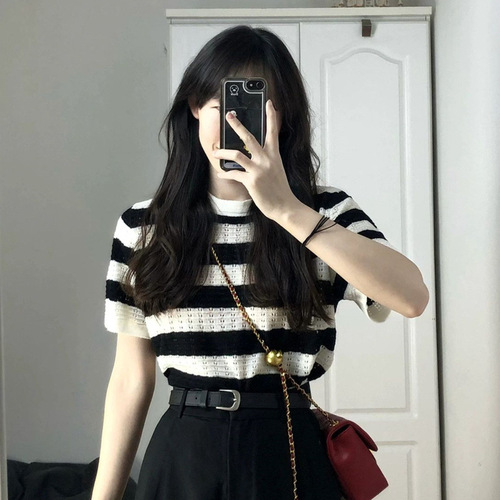 Elegant Striped Knit Short-Sleeve T-Shirt for Women - 3 Summer Regular Shoulder Unique and Distinctive Short-Sleeve Top for Petite Women