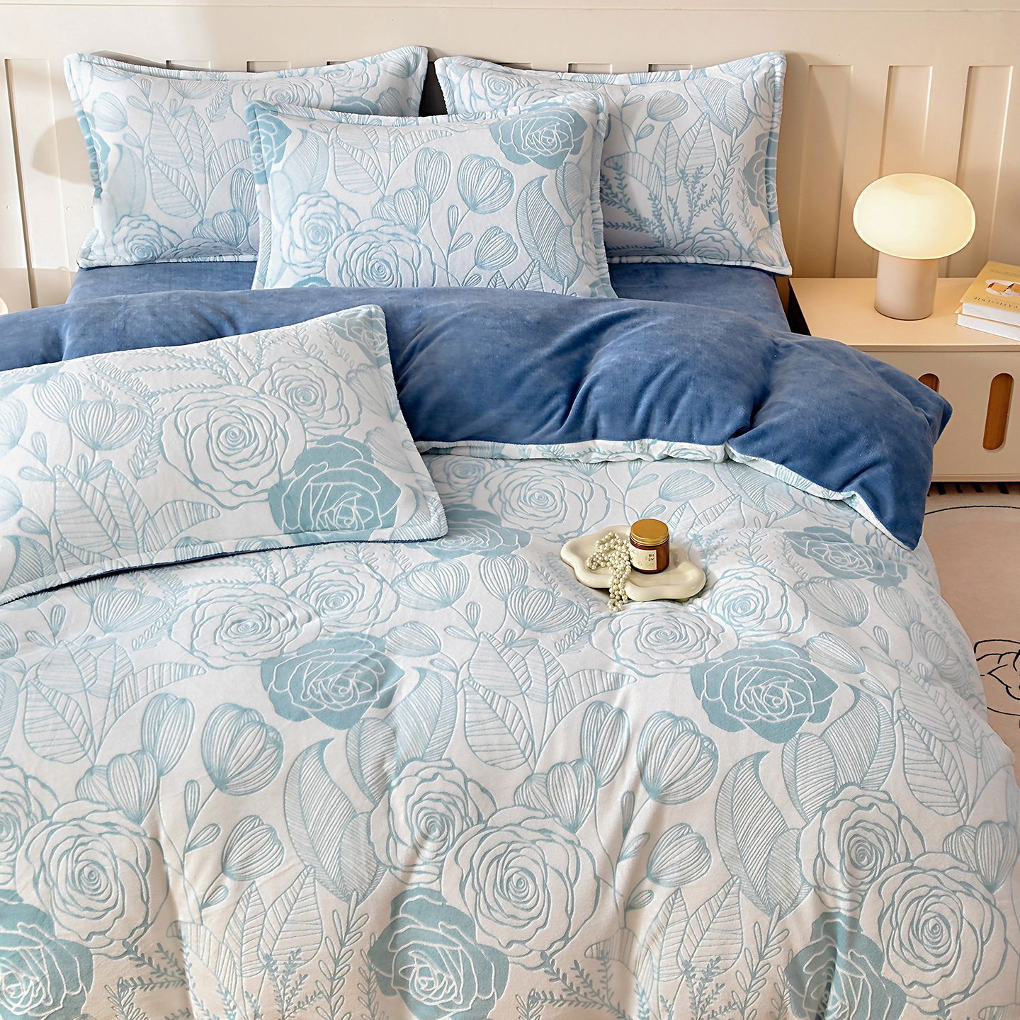 Nuevo invierno de cama de terciopelo de leche con cuatro piezas más terciopelo tallado flange de coral sábanas cubiertas de terciopelo de tres piezas