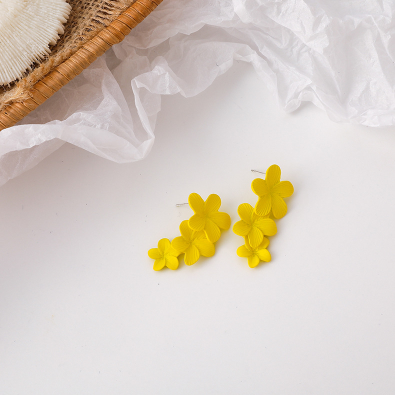 Summer Beach Yellow Threedimensional Flower Earringspicture4