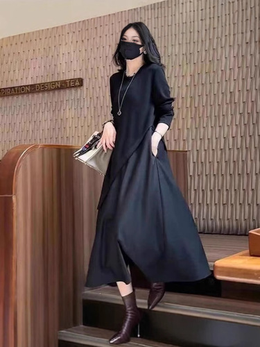 Fake two-piece irregular dress for women in autumn and winter, slimming inner layer, long-sleeved splicing skirt, mid-length