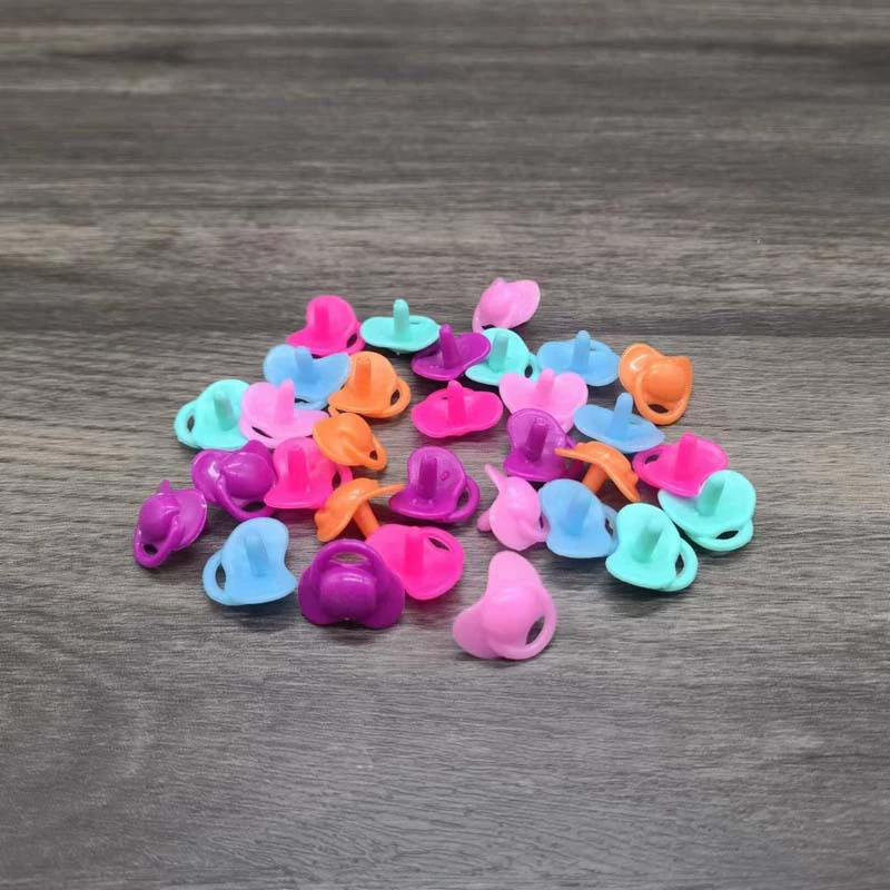 Пластиковые аксессуары для игрушек, детали для игрушек, игрушки, соска для кукол с выражением лица, маленькая соска, разноцветная смешанная партия.