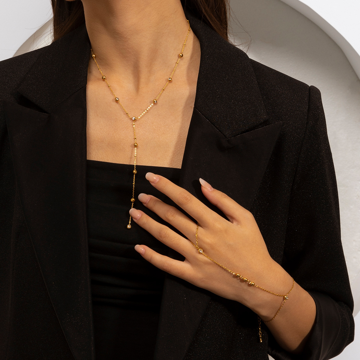 Tina Europa y América collar de acero inoxidable para mujeres no se desvanece diseño versátil sensación de collar de clavícula brazalete conjunto de joyería caliente image 3