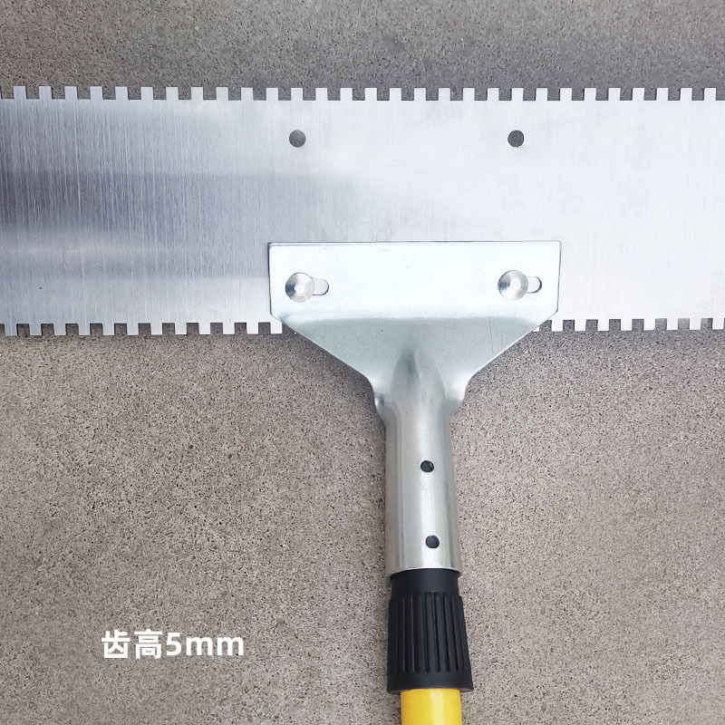 Construcción de mortero de piso epoxi con raspador vertical de acero inoxidable auto-nivelado con cemento espesado