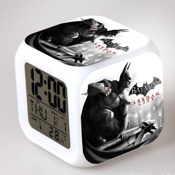 Reloj Despertador Infantil Cuadrado con Cambio de Color