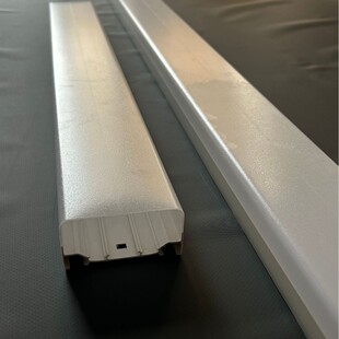 PC�ܷ���ĥɰ�pɫ���pɫ LED ��������ů���pɫ��һ�w���չ����