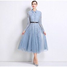 春夏季新款翻领重工钩花镂空法式蕾丝连衣裙女性感大摆过膝长裙子