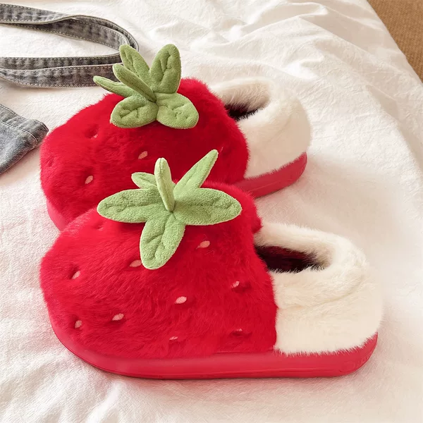 Cute Strawberry Cotton Slippers for Women Winter Indoor Home Thick Plush Warm Non-Slip Thick Sole Bag Heel Cotton Shoes for Outer Wear