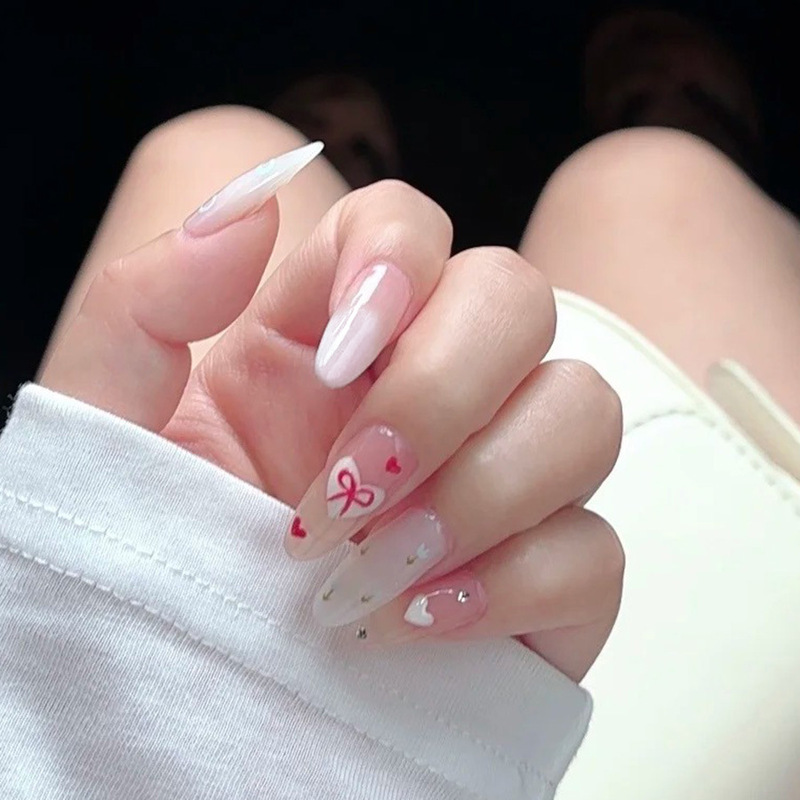 French Sweetheart Bow Vacation Cute Holiday Style Small Floral Almond Armor 24 Pieces Wearable Nail Patch French Sweetheart Bow Vacation Cute Holiday Style Small Floral Almond Armor 24 Pieces Wearable Nail Patch