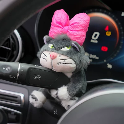 Car ornaments: Dog Plush Toy Dashboard Decoration - huibao-decoration-bowtie-cat