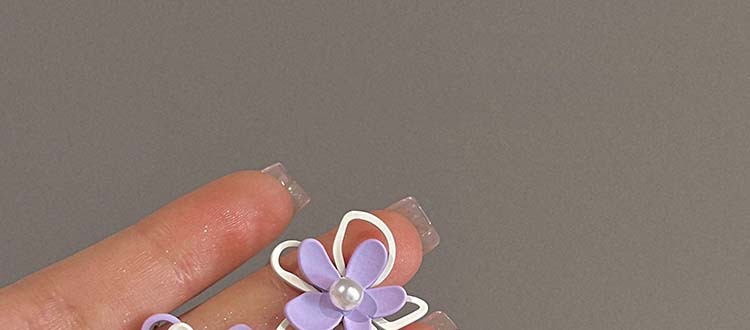 Sucré Fleur Alliage Incruster Perles Artificielles Femmes Boucles D'oreilles display picture 10