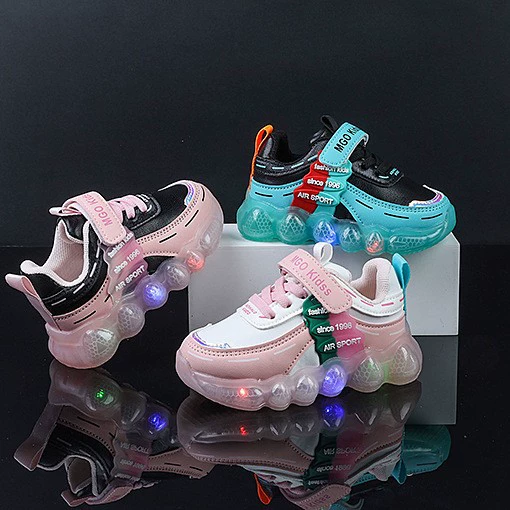 2025 новый стиль пап обувь для мужчин и женщин спортивная обувь для детей модная дышащая доска обувь детская обувь светодиодный свет обувь