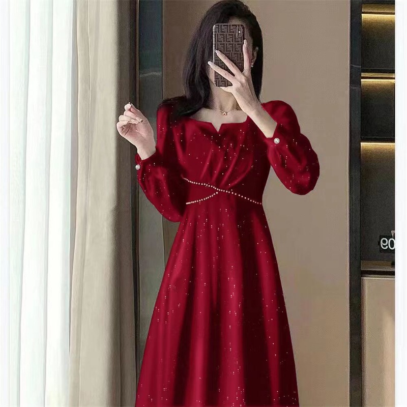 Elegant velvet red cocktail dress, new autumn/winter style, suitable for everyday wear, can also be worn as a bridal gown or long dress for weddings
