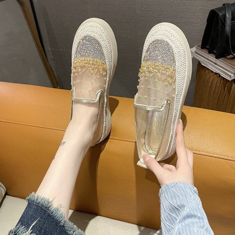 금