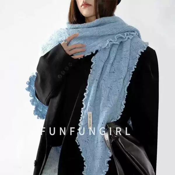 Autumn and Winter Wool Scarf Triangular Shawl Knitted Hollow-Out Light Luxury High-End Feel Shawl for Women Outerwear Travel Ethnic Style Cape