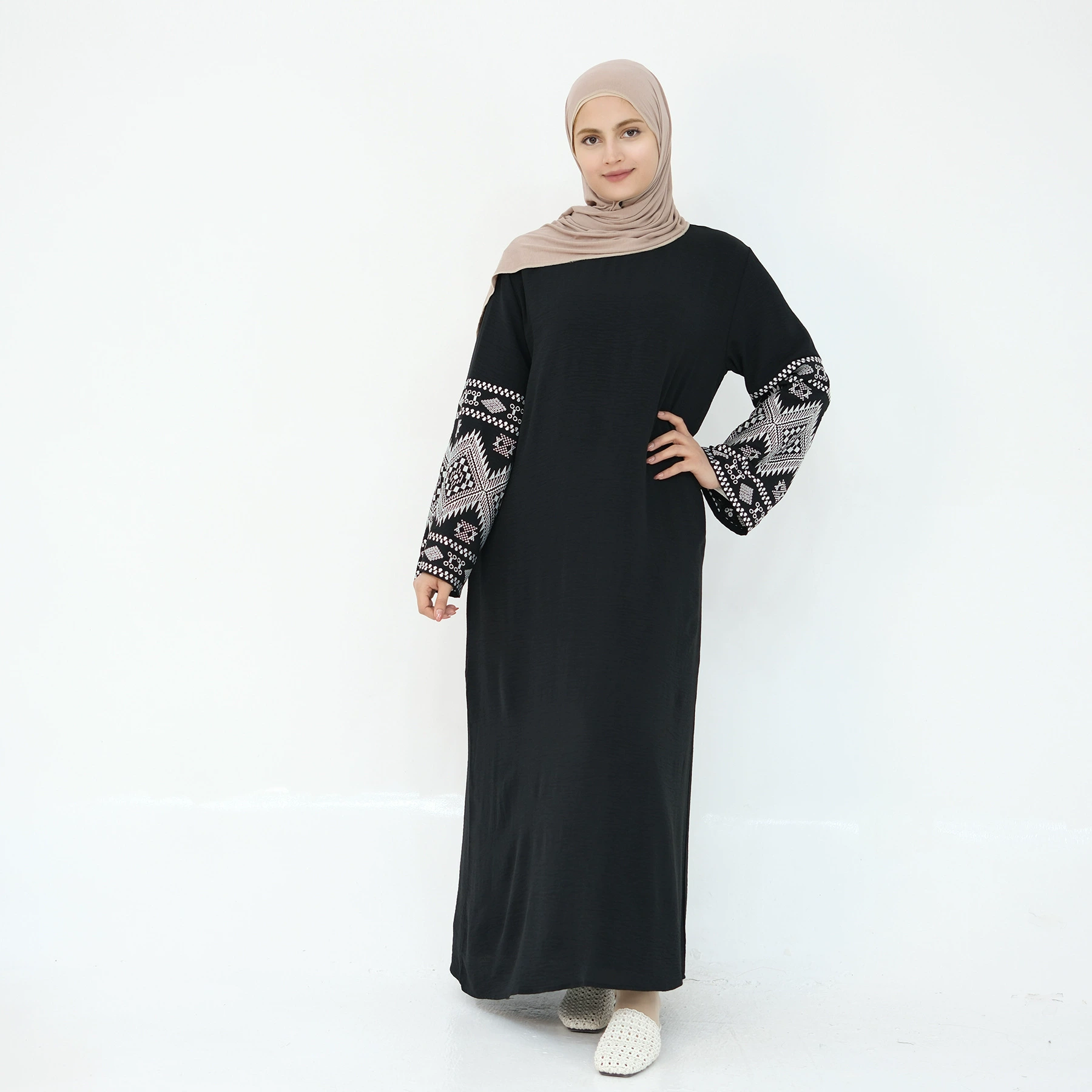 2024LORIYA Speed ​​Touch Amazon Dubai Dubai Middle East Изысканное элегантное вышитое платье LR877