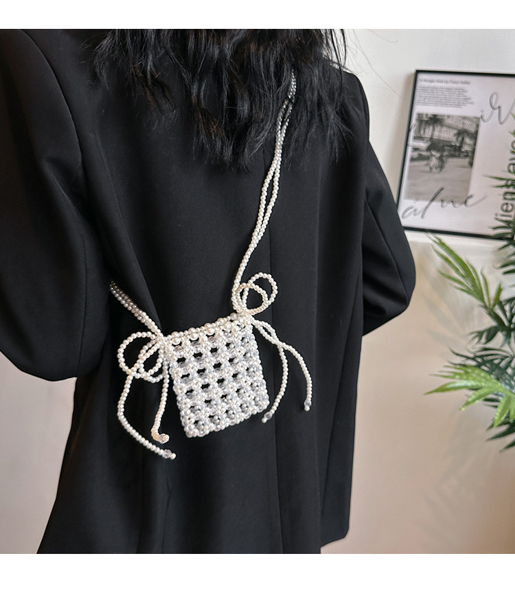 Women's Small PVC Solid Color Cute Streetwear Beading Square Open Crossbody Bag display picture 1