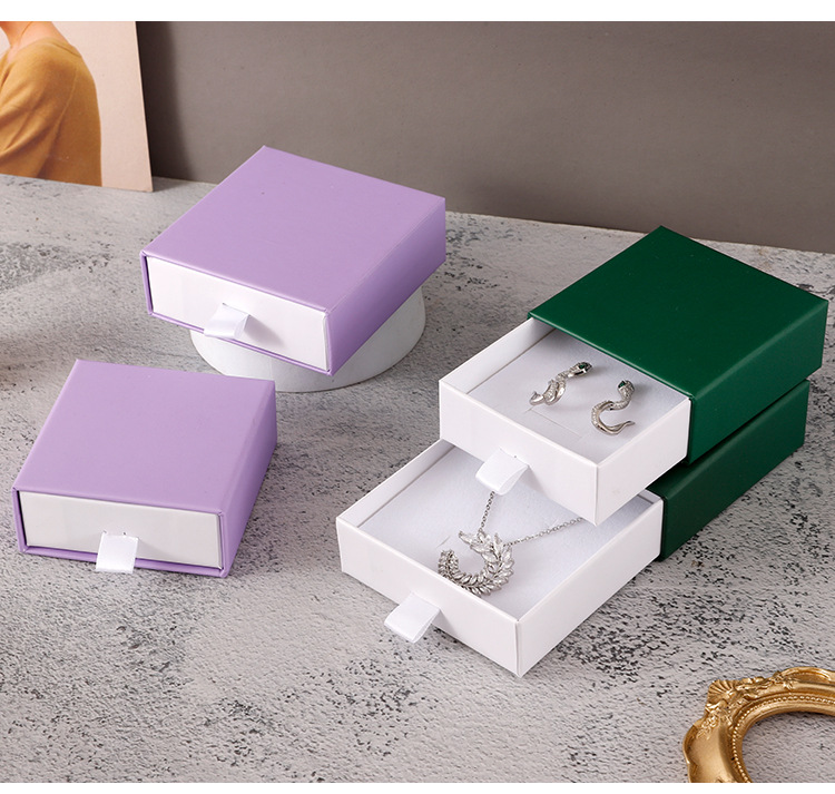 1 Piece Fashion Solid Color Paper Jewelry Boxes