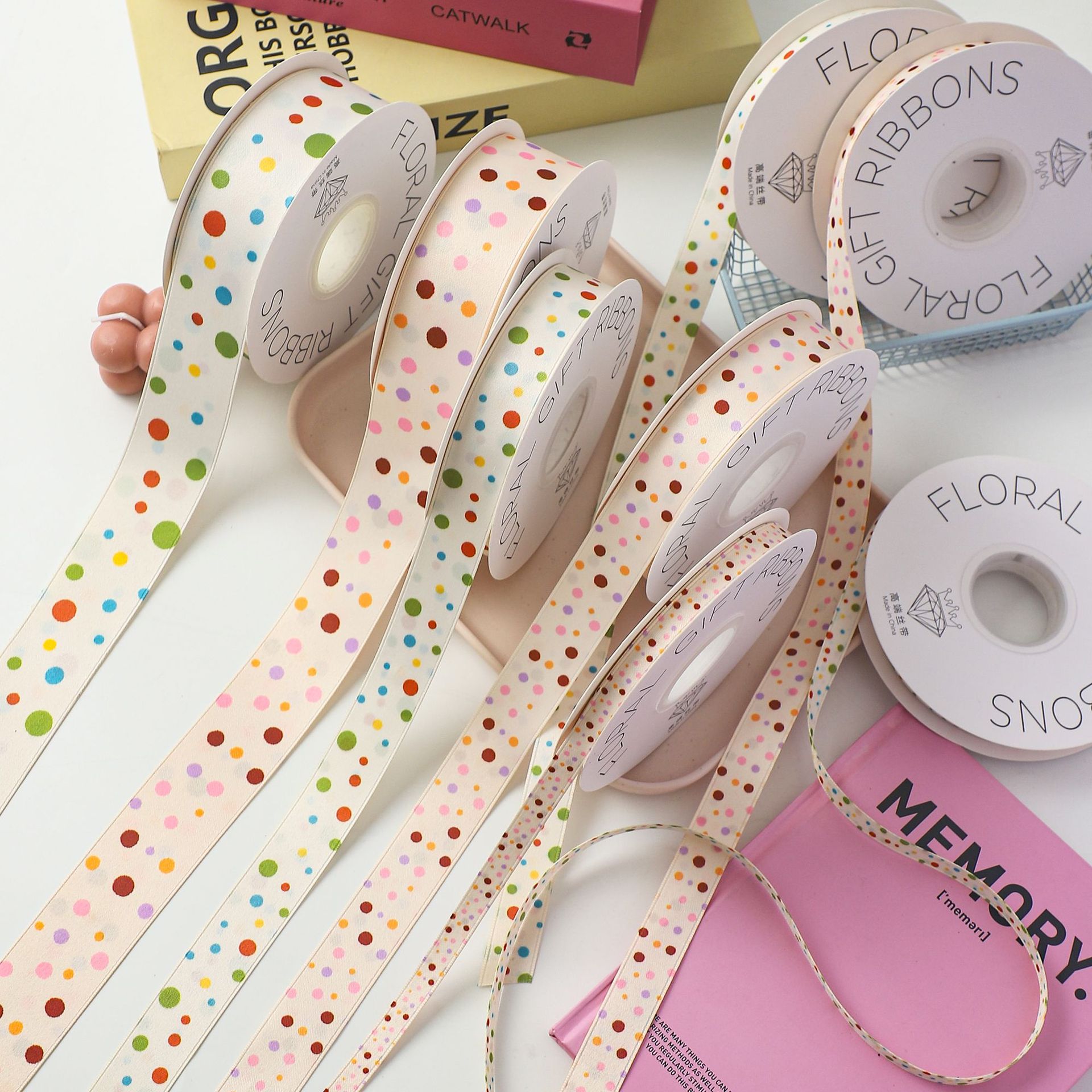 Día de los niños 1 de junio ondulado punto de poliéster cinta punto de regalo horneado pastel floral embalaje cinta al por mayor