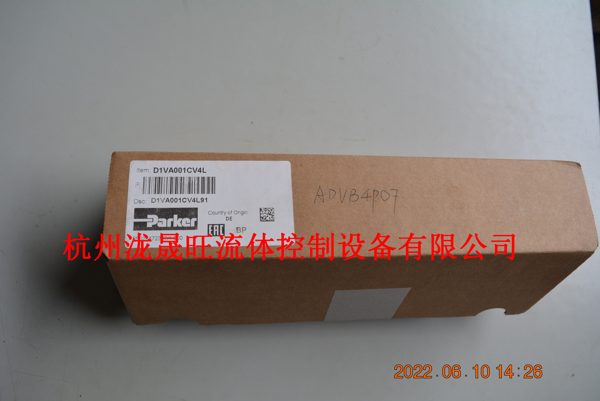 特价供应(派克)Parker气控换向阀D1VA001CV4L