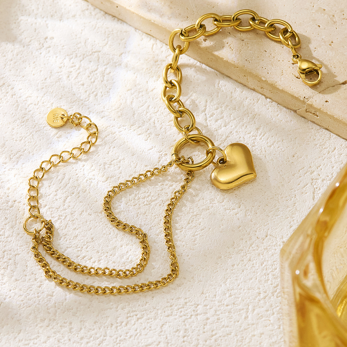 Europa y los Estados Unidos transfronterizos nuevo oro retro amor pulsera de nicho de diseño de joyas de mano de moda simple image 3