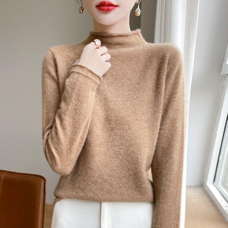 컬링된 절반 높이 골든 카멜