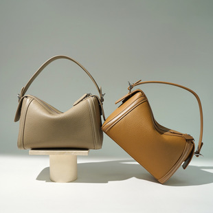 Leather boston bag, one-shoulder bag, cowhide, trend of season