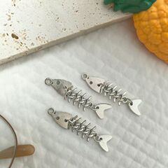 工场卸売DIY合金アクセサリー鱼骨ペンダントかわいい动物イヤリングアクセサリーレトロ鱼形ジュエリーアクセサリー