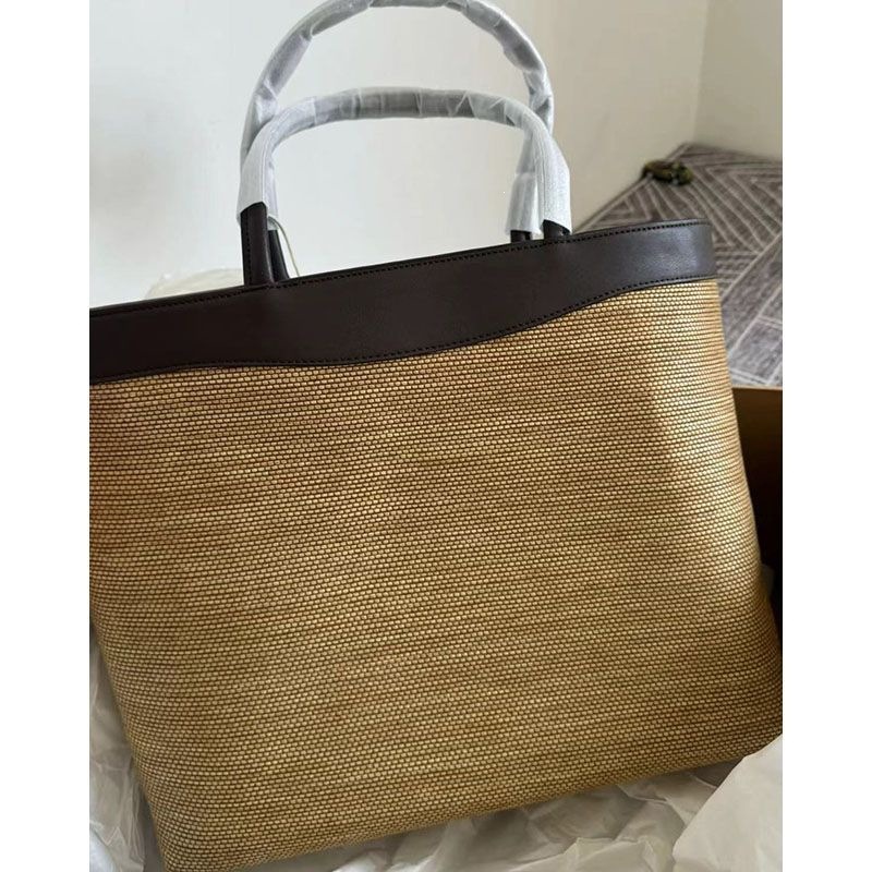 Large Capacity Shoulder Bag