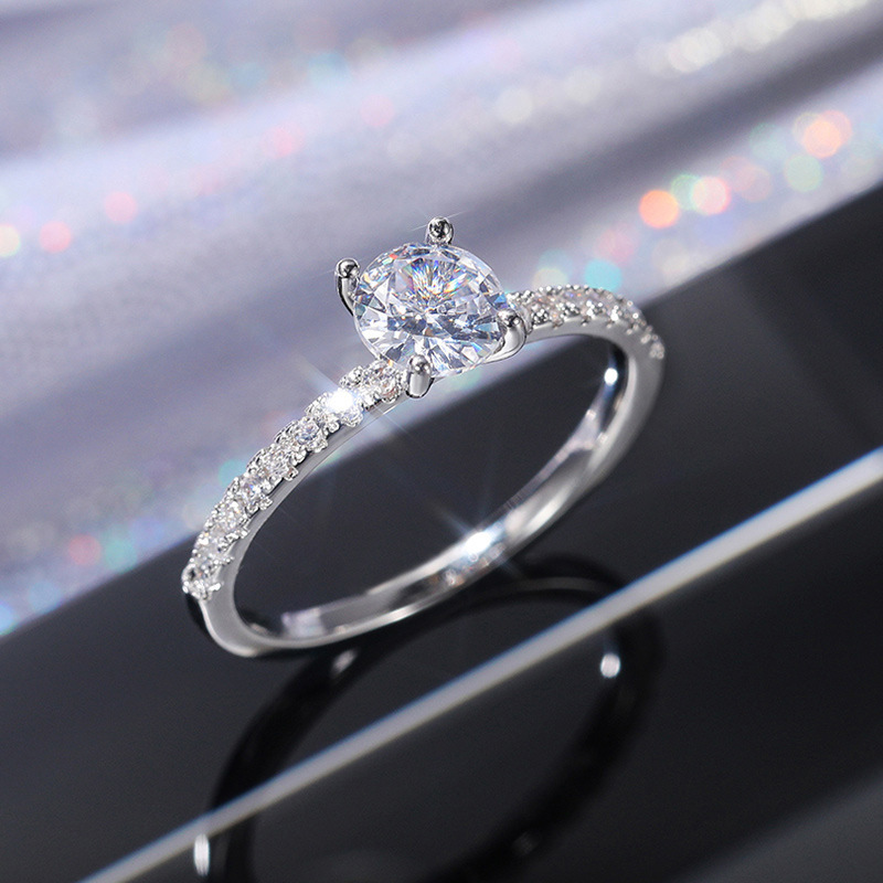 F746 White Gold