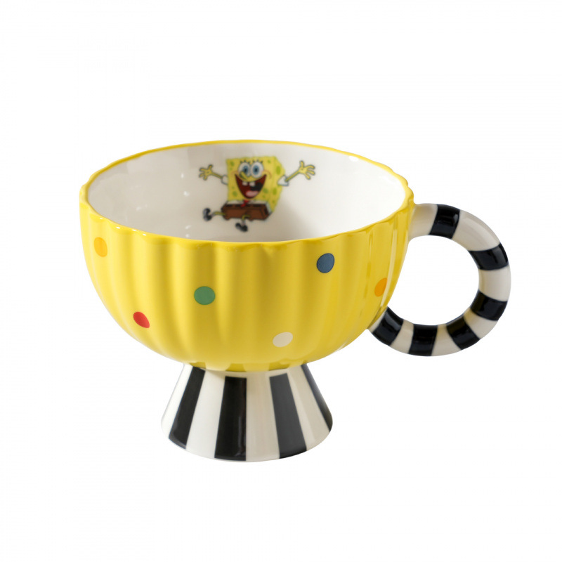 Tazas de cerámica de pies altos de Bob Esponja creativas onduladas tazas de agua a rayas manejo tazas de café de pareja para mujeres