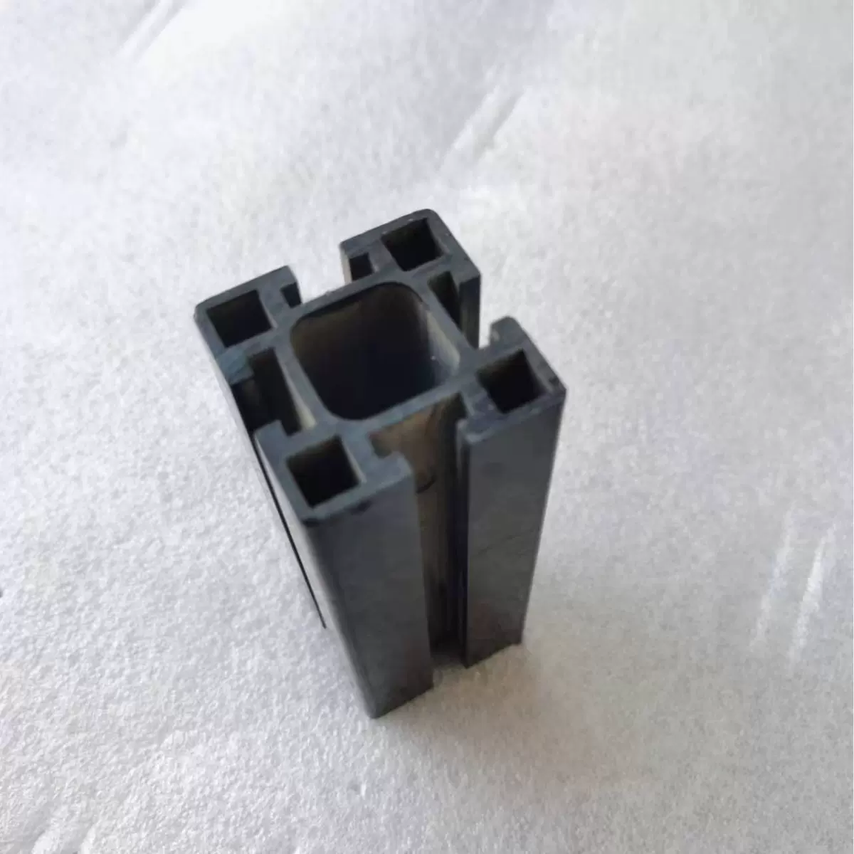 辽源市PVC挤塑异型材黑色批发直销塑料环保PVC塑料管塑胶型材