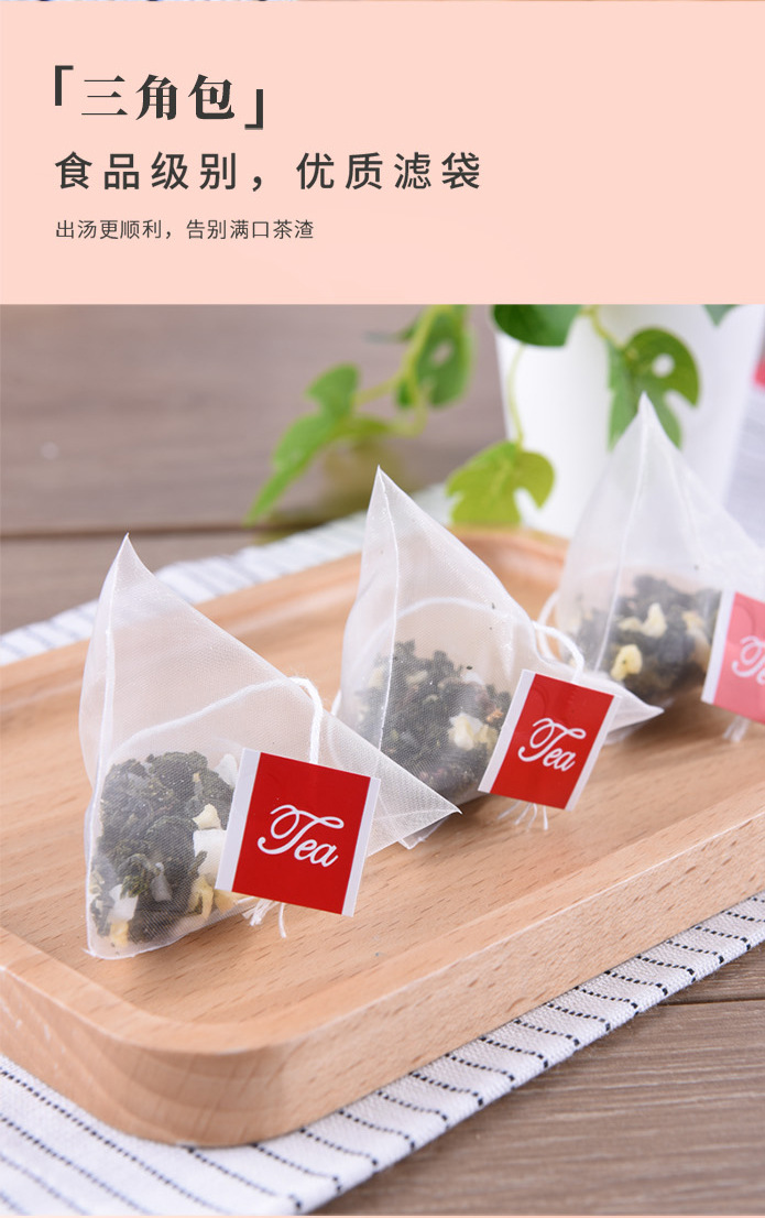 Peach Oolong Green Tea Blend with Peach and Apple Pieces 87.5g Individually Wrapped Triangle Tea Bags in use