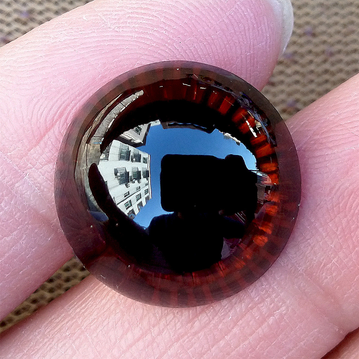 Accesorios de juguete láser ojo cuentas muñeca radiación ojo muñeca fresa oso plástico DIY ojo animal resina ojo